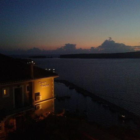 Tina'S House Aparthotel Pylos Exterior foto